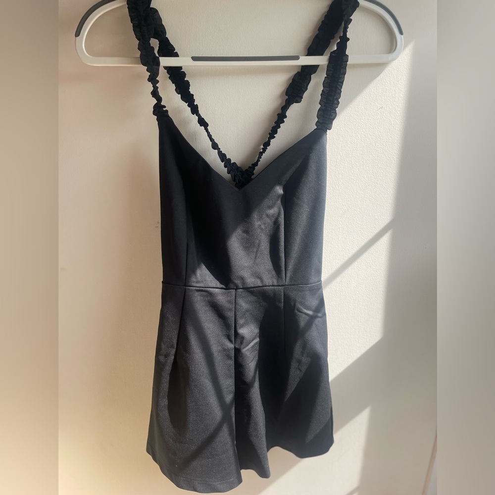 Black romper. Size: S